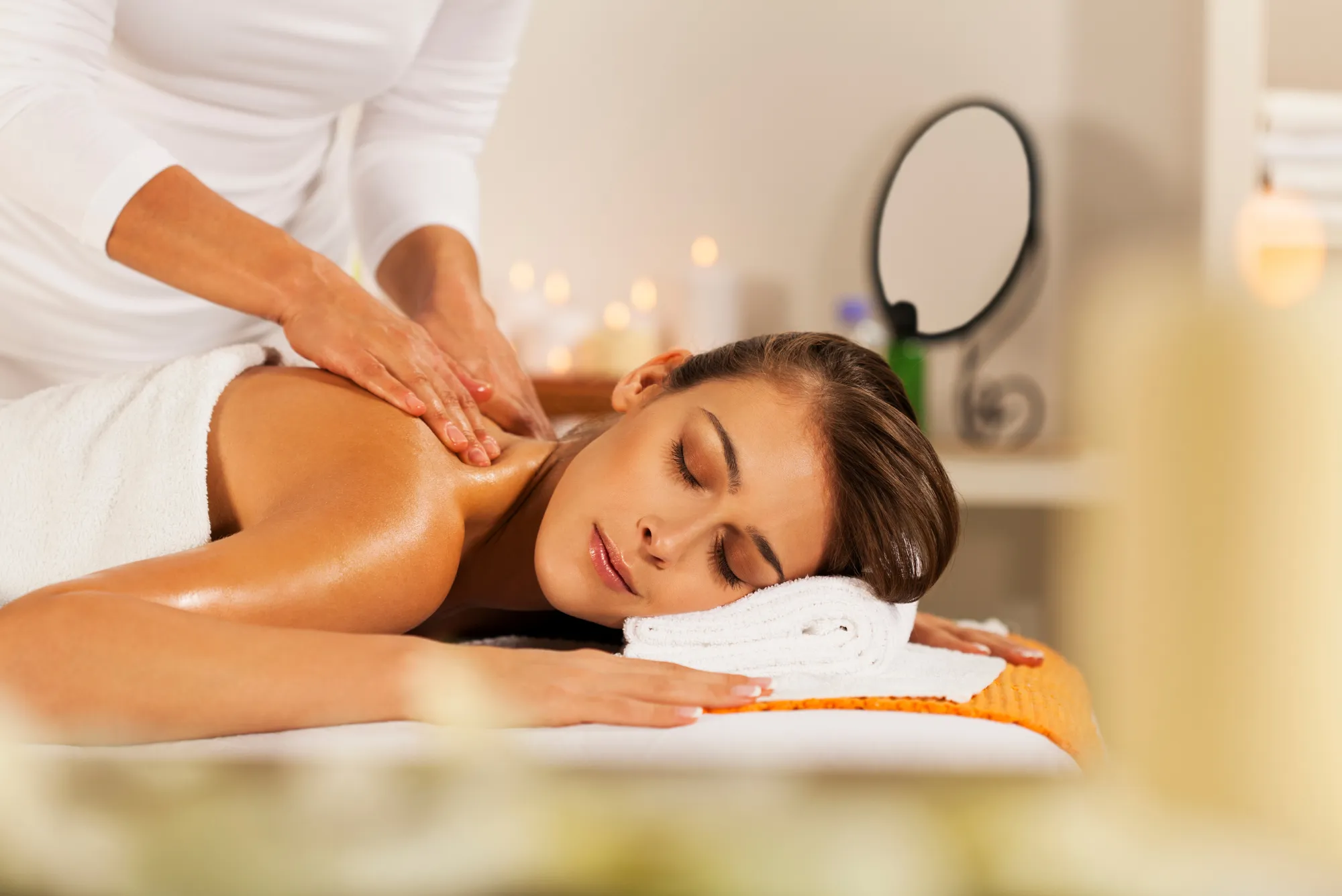 Male Clients Request Female Therapists in Dubai