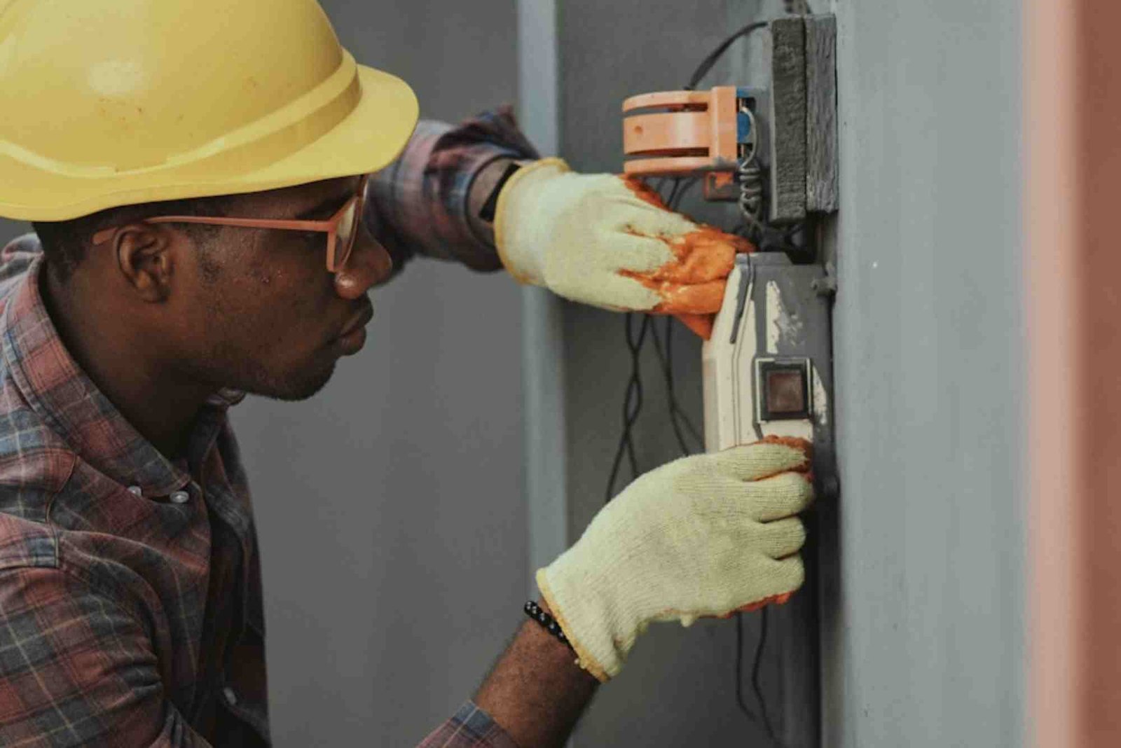 Cost of AC Installation in Dubai Explained